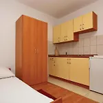 Appartement Prigradica V